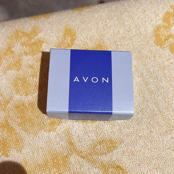 Vintage Avon 2002 men’s ruby and diamond in gold finish size size 9 - Picture 3 of 12